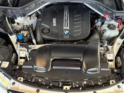 BMW X5 xDrive 40d (2016) - Foto 15