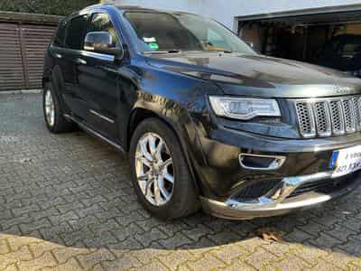 Jeep Grand Cherokee Sumit (2016) - Photo 4