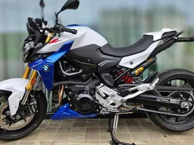 BMW F 900R (2024) - Photo 1