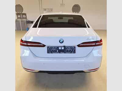 BMW 530 530E PHEV - Seulement 51 km (2025) - Foto 5