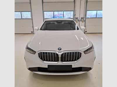 BMW 530 530E PHEV - Seulement 51 km (2025) - Foto 1