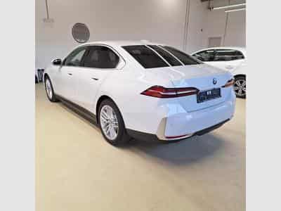 BMW 530 530E PHEV - Seulement 51 km (2025) - Foto 4