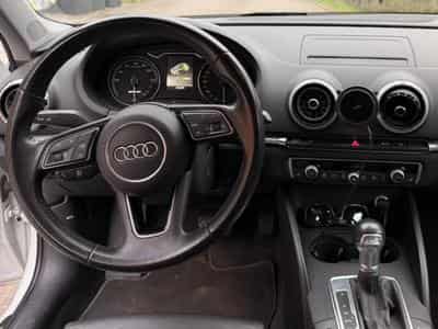 Audi A3 Sportback 40 e-tron S-tronic (2020) - Photo 4