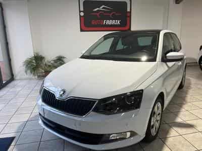 Skoda Fabia 1.2 TSI 110ch Style Greentec (2016) - Foto 10