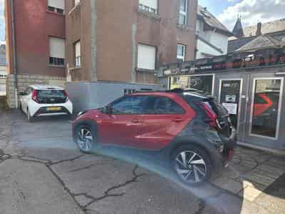 Toyota Aygo X 1.0 AUTOMATIQUE NAVIGATION CAMERA LED (2023) - Foto 3