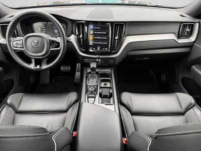 Volvo XC60 T5 R Design / Essence (2020) - Photo 10