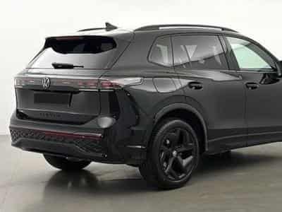 VW Tiguan R Line Full Black 4 roues motrices (2024) - Foto 1