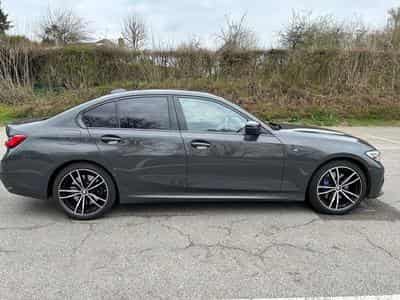 BMW 330 330i xDrive M Sport (2021) - Photo 2