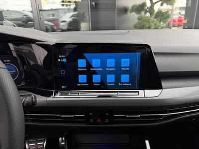 VW Golf VIII GTD 2.0L TDI SCR 200CV (2027) - Photo 5