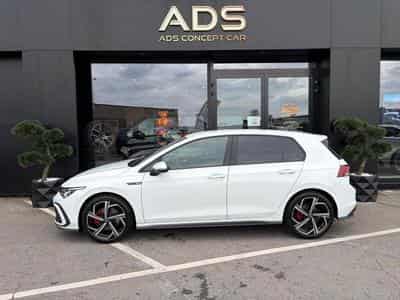 VW Golf VIII GTD 2.0L TDI SCR 200CV (2027) - Photo 2