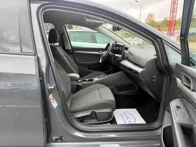 VW Golf VIII 2.0 TDI 150 DSG7 LIFE (2025) - Photo 9