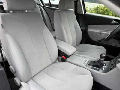 VW Passat 2.0 TDI COMFORTLINE 140 PS (2015) - Photo 7