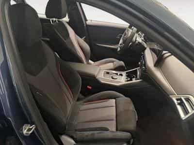 BMW 330 xDrive Touring (2024) - Foto 9