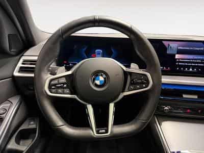 BMW 330 xDrive Touring M-SPORT PRO (2025) - Foto 11