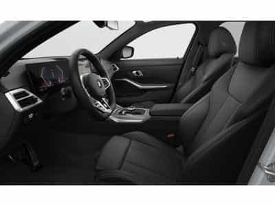 BMW 330 xDrive Touring M-SPORT PRO (2025) - Foto 4