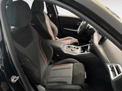 BMW 330 xDrive Touring (2025) - Foto 9