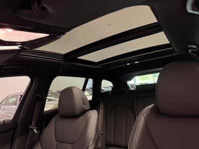 BMW 330 xDrive Touring M-SPORT PRO (2025) - Foto 9