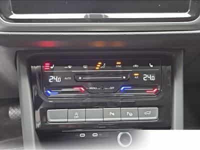 VW Touran (2026) - Photo 10