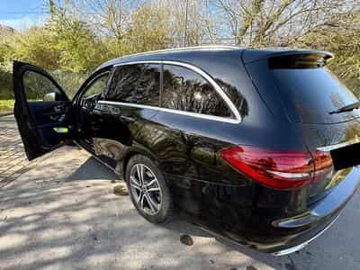 Mercedes 220 Avantgarde (2021) - Photo 10