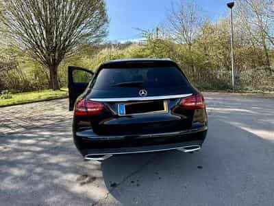 Mercedes 220 Avantgarde (2021) - Photo 13