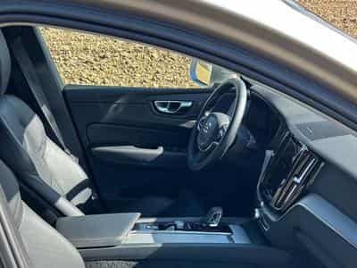 Volvo XC60 B4 Diesel Mild Hybrid Plus Bright (ASO) (2022) - Foto 10