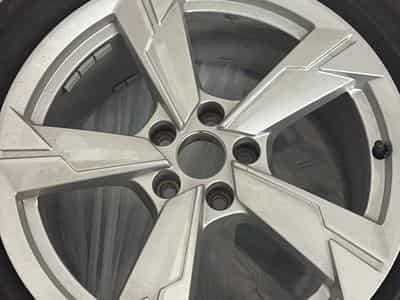 Jantes et pneus – 18 - Photo 1