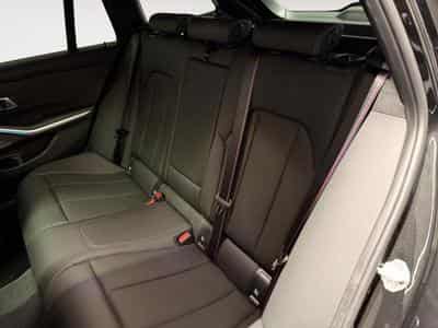 BMW 320 xDrive Touring (2025) - Foto 11