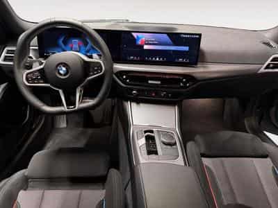 BMW 330 xDrive Touring (2025) - Foto 7