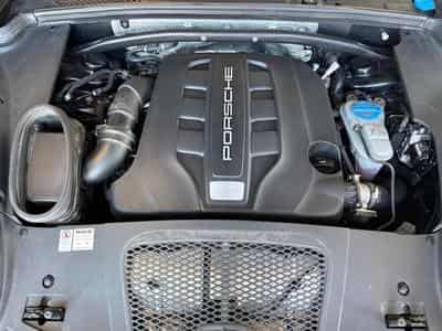 Porsche Macan S (2017) - Photo 14