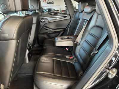 Porsche Macan S (2017) - Photo 12