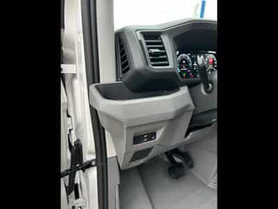 VW Crafter 35 2.0 TDI (2026) - Foto 4