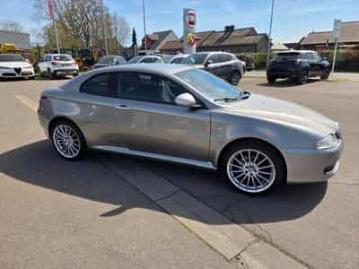 Alfa-Romeo GT 1.9 JTD 150 (2010) - Photo 3