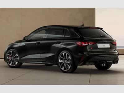 Audi S3 Sportback PerfAbgas Matrix (2025) - Photo 3