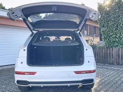 Audi Q5 S-line (2018) - Photo 11