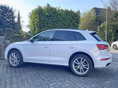 Audi Q5 S-line (2018) - Photo 12