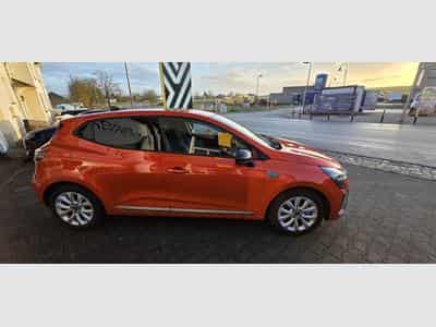 Renault Clio FULL HYBRID 145 ESPRIT ALPINE (2025) - Photo 2