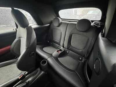Mini Cooper Kit JCW (2017) - Photo 10