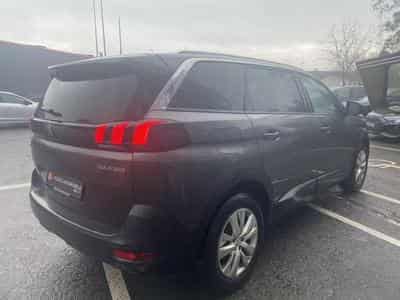 Peugeot 5008 7 places (2019) - Photo 6
