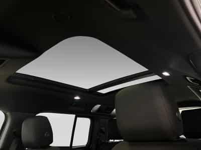 Land-Rover Defender 110 D250 X-Dynamic SE +AHK+WinterPaket (2026) - Photo 12