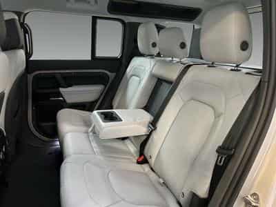 Land-Rover Defender 110 D350 3.0 X-Dynamic HSE +AHK+WinterPaket (2026) - Photo 8