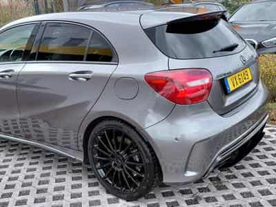 Mercedes A 45 AMG (2017) - Photo 1