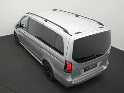Mercedes V d RWD Avantgarde lang (2024) - Photo 11