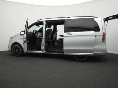 Mercedes V d RWD Avantgarde lang (2024) - Photo 14