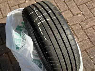Tires – 16 - Photo 1