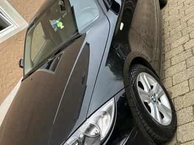 BMW 118 HATCH (2011) - Foto 2