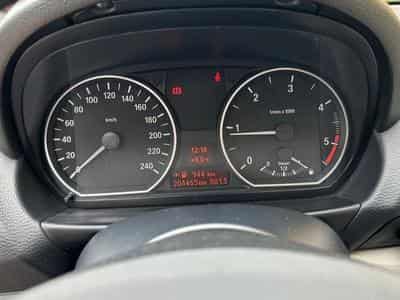 BMW 118 HATCH (2011) - Foto 9