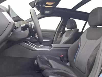 BMW M340d xDrive Touring M Sport Pro (2025) - Photo 6