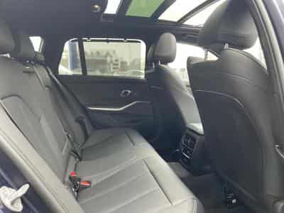 BMW Série 3 20 xDrive Touring M Auto Frozen blue (2024) - Photo 5