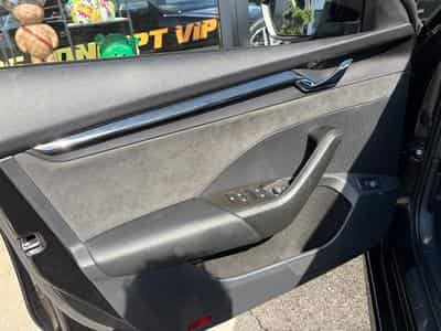 Skoda Octavia RS 2.0L 200CV (2023) - Photo 7