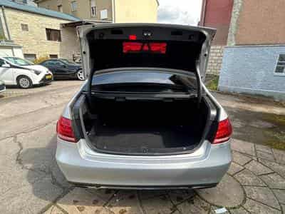 Mercedes Classe E 220 CDI 9G-TRONIC AVANTGARDE (2014) - Photo 6